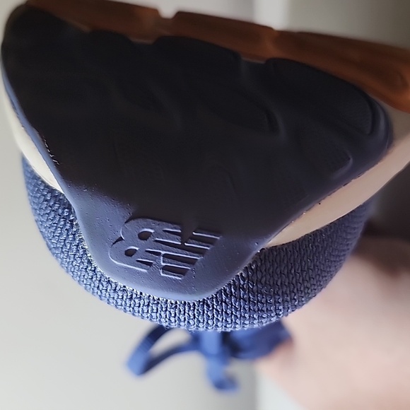 New Balance Fresh Foam X 1080 V12 Women’s Size 6.5 - Picture 15 of 15